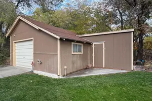 121 W Shepard St, Winnemucca, NV 89445 - Photo 3