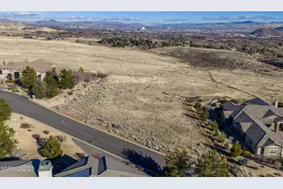 390 Questa Court, Reno, NV 89511 - Photo 5