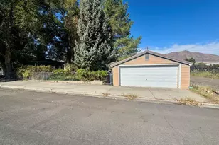 1385 S Bridge St, Winnemucca, NV 89445 - Photo 5