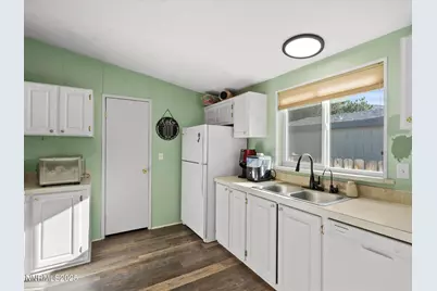 227 Walker Street, Gardnerville, NV 89410 - Photo 17