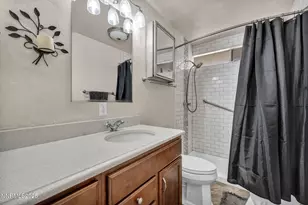 914 Glen Martin Dr, Sparks, NV 89434 - Photo 9