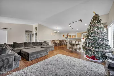 914 Glen Martin Drive, Sparks, NV 89434 - Photo 3