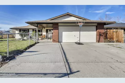 914 Glen Martin Drive, Sparks, NV 89434 - Photo 1