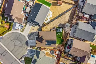 689 Canary Cir, Fernley, NV 89408 - Photo 23