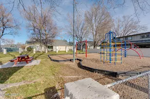 1701 London Cir, Sparks, NV 89431 - Photo 27