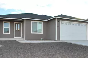 4539 Rutledge St, Fernley, NV 89408 - Photo 3