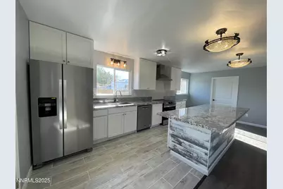 370 Connelly St, Hawthorne, NV 89415 - Photo 11