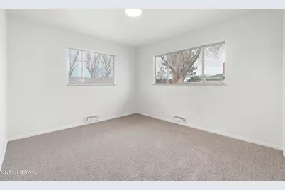 29 N Whitacre Street, Yerington, NV 89447 - Photo 21
