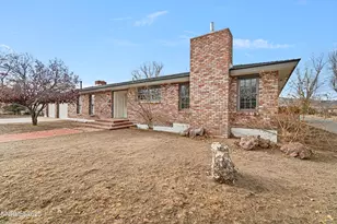 29 N Whitacre St, Yerington, NV 89447 - Photo 5