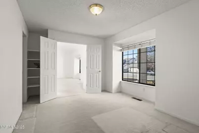 5466 Santa Rosa Avenue, Sparks, NV 89436 - Photo 17