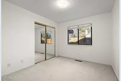 5466 Santa Rosa Avenue, Sparks, NV 89436 - Photo 13