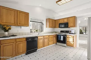 5466 Santa Rosa Ave, Sparks, NV 89436 - Photo 21