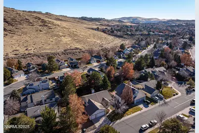 5466 Santa Rosa Avenue, Sparks, NV 89436 - Photo 35