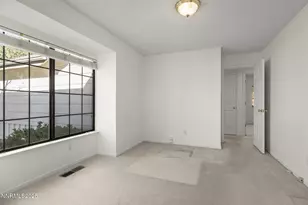 5466 Santa Rosa Ave, Sparks, NV 89436 - Photo 15