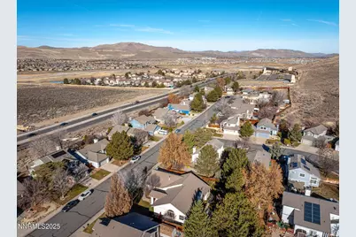 5466 Santa Rosa Avenue, Sparks, NV 89436 - Photo 7