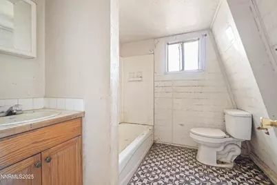 8800 E Badger Circle, Silver Springs, NV 89429 - Photo 9