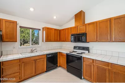 391 Taryn Drive, Spanish Springs, NV 89436 - Photo 13