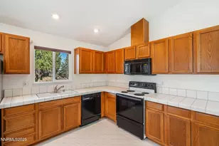 391 Taryn Dr, Spanish Springs, NV 89436 - Photo 13