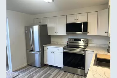 1265 Redwood Circle #5, Gardnerville, NV 89460 - Photo 7