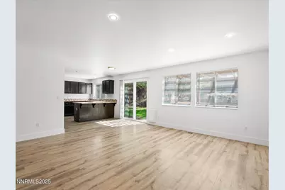 8040 Monterey Shores Drive, Reno, NV 89506 - Photo 17