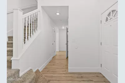 8040 Monterey Shores Drive, Reno, NV 89506 - Photo 5