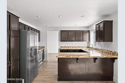 8040 Monterey Shores Drive, Reno, NV 89506 - Photo 11