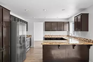 8040 Monterey Shores Dr, Reno, NV 89506 - Photo 11