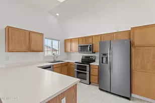 7067 Beethoven Ct, Sun Valley, NV 89433 - Photo 9