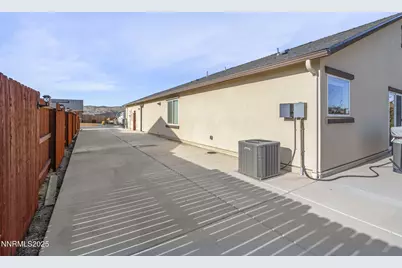 742 Mallard Crest Drive, Sparks, NV 89441 - Photo 3