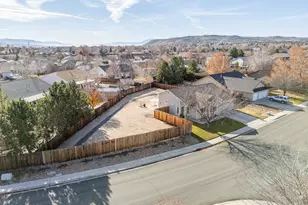 198 Tankersley Dr, Sparks, NV 89436 - Photo 25