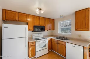 8696 Red Baron Blvd, Reno, NV 89506 - Photo 17
