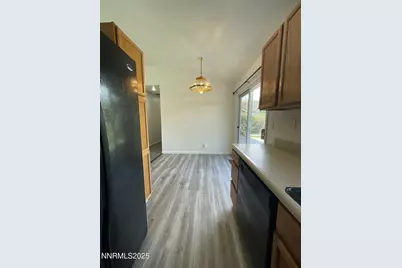 8121 Big River Drive, Reno, NV 89506 - Photo 7