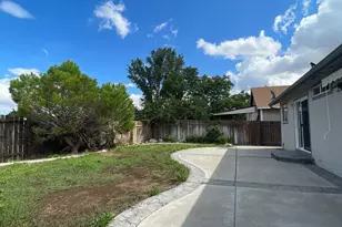 8121 Big River Dr, Reno, NV 89506 - Photo 17