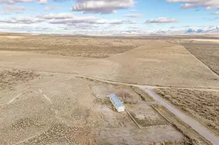 305 Kimble Dr, Spring Creek, NV 89815 - Photo 11