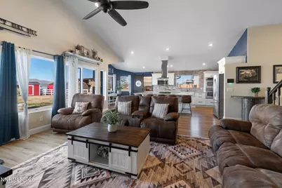 8495 Eaglenest Road, Sparks, NV 89436 - Photo 21