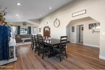 8495 Eaglenest Road, Sparks, NV 89436 - Photo 11