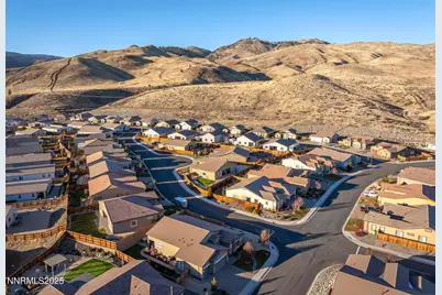 425 Chelmsford Drive, Reno, NV 89523 - Photo 35