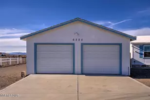6225 Andersen Ln, Stagecoach, NV 89429 - Photo 7