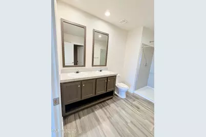 3135 Rawhide, Silver Springs, NV 89429 - Photo 5