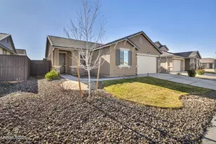 2024 Frst Grv Ln, Sparks, NV 89436 - Photo 7