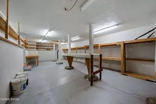 1205 Greensburg Cir, Reno, NV 89509 - Photo 37