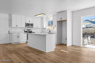 10655 Silver Spur Dr, Reno, NV 89508 - Photo 7