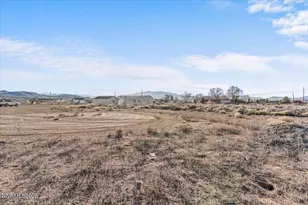 11305 Fir Dr, Reno, NV 89506 - Photo 15