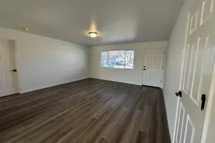 2370 Orange Ln, Reno, NV 89502 - Photo 3