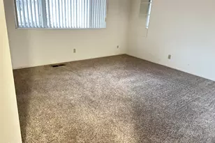 828 Woodglen Dr, Sparks, NV 89434 - Photo 15