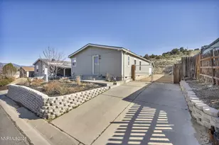 261 Miriam Way, Moundhouse, NV 89706 - Photo 9