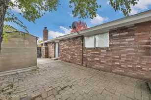 210 W Hampton Dr, Carson City, NV 89706 - Photo 19