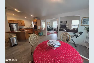 117 Primrose Drive, Fernley, NV 89408 - Photo 7