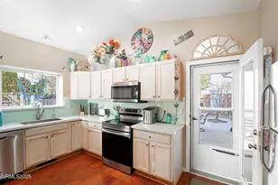 7834 Tiburon Ct, Sparks, NV 89436 - Photo 7