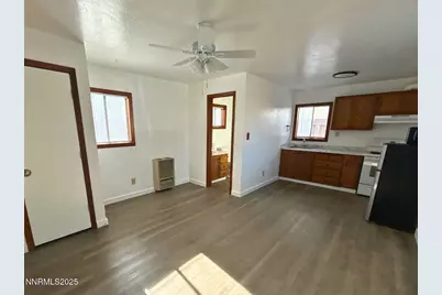 1058 G Street #1/2, Sparks, NV 89431 - Photo 3